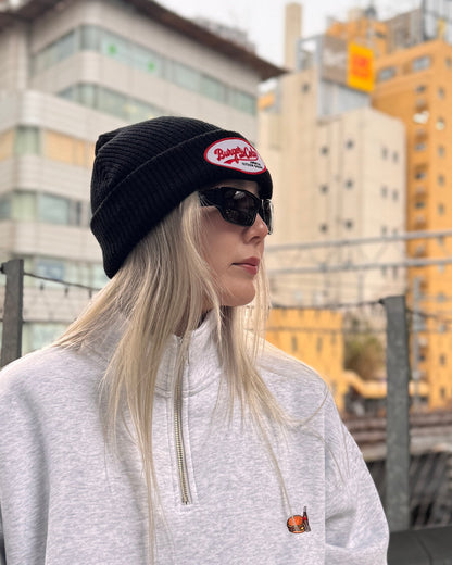 B&C OVAL Patch Beanie