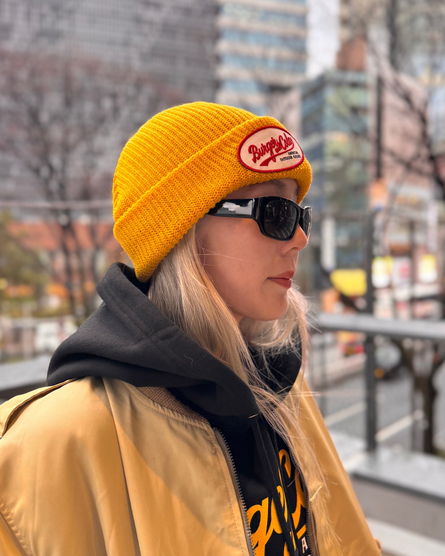 B&C OVAL Patch Beanie